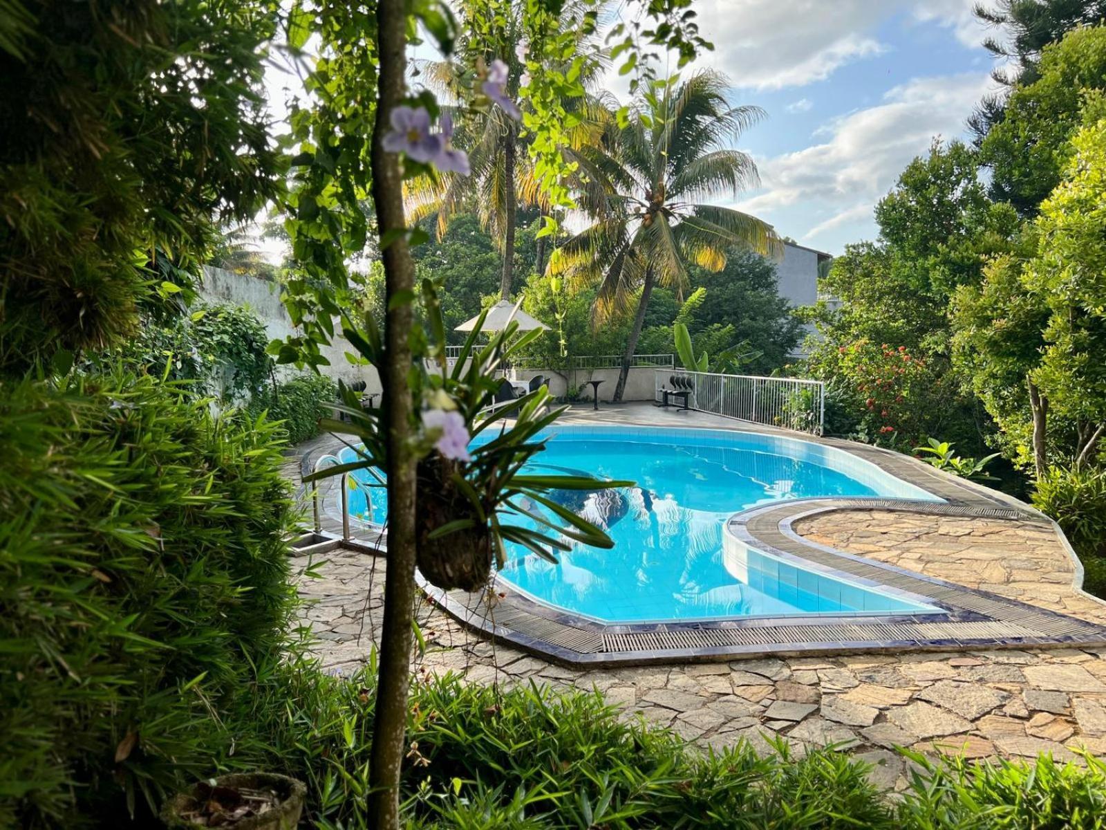Sky Beam Hotel Kandy Exterior foto